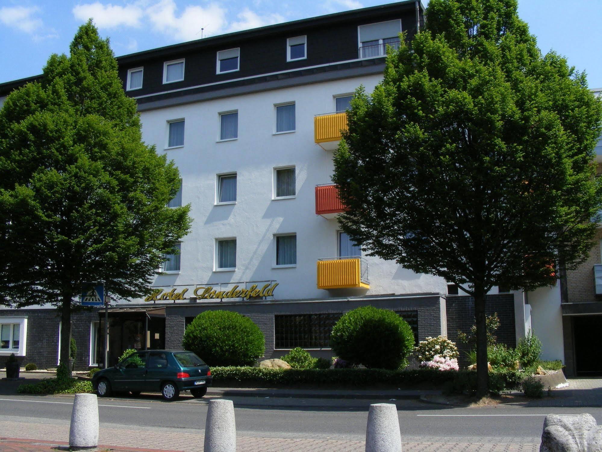 Vivotel Sonderfeld Grevenbroich Exteriör bild